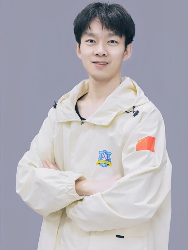 薛老师 — 编程CSP教练